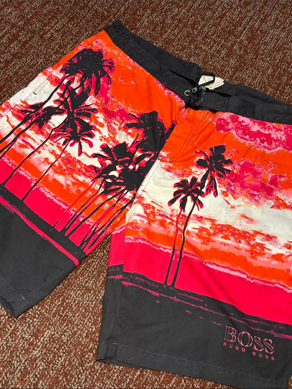 Vintage Hugo Boss y2k board shorts tropical Hawaiian sunset swim trunks men’s L
